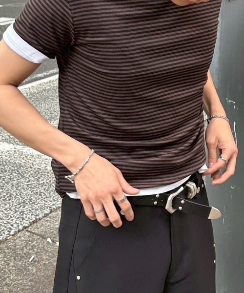 Chikashitsu +（チカシツプラス）の「【Chikashitsu +】tight fit border t-shirt / 【チカシツプラス】タイトフィットボーダー半袖Tシャツ（Tシャツ/カットソー・メンズ・カーキ/ブラック/ブラウン・ONE SIZE）」の15枚目の写真