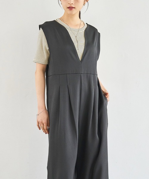 mil（ミル）の「深Vキーネック オールインワン（サロペット