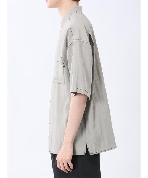 m.f.editorial（エムエフエディトリアル）の「【ストレッチ ウォッシャブル】m.f.エディトリアル メンズ タスランステッチ レギュラーカラー半袖シャツ（シャツ/ブラウス・メンズ・グレー/ブラック・MEDIUM/LARGE）」の21枚目の写真