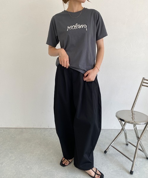 ECLAM(クラム)の「サイドタックコクーンパンツ(その他パンツ・レディース・ブラック/ライトベージュ・M)」の22枚目の写真