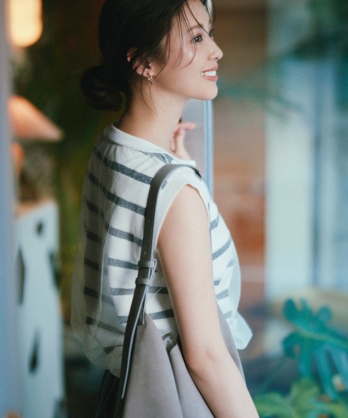 NATURAL BEAUTY BASIC(ナチュラルビューティーベーシック)の「◇チュールレイヤードニット(ニット/セーター・レディース・ホワイト系その他/キャメル/チャコールグレー・FREE)」の2枚目の写真
