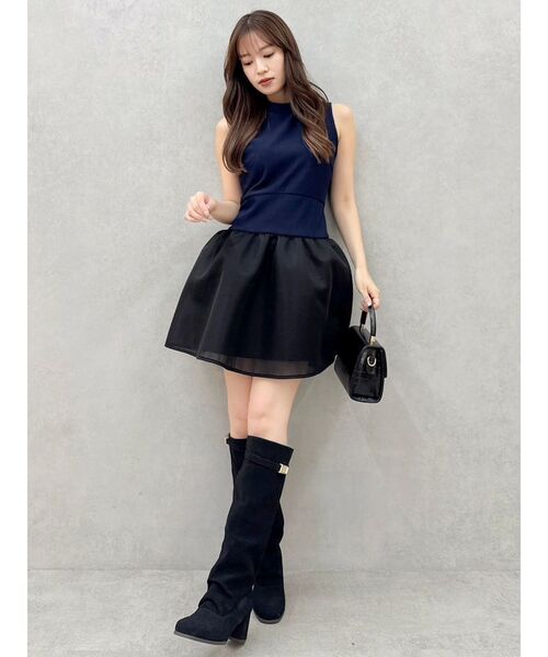 dazzlin(ダズリン)の「ローライズボンディングワンピース(ワンピース・レディース・アイボリー/ネイビー/ブラウン・SMALL/MEDIUM)」の14枚目の写真
