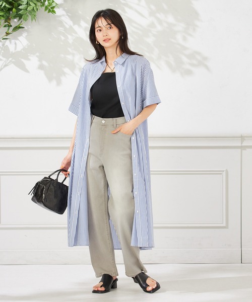 a.v.v(アーヴェヴェ)の「【洗える】ストライプシャツワンピース(ワンピース・レディース・ネイビー/ブラック・36/38/40)」の1枚目の写真
