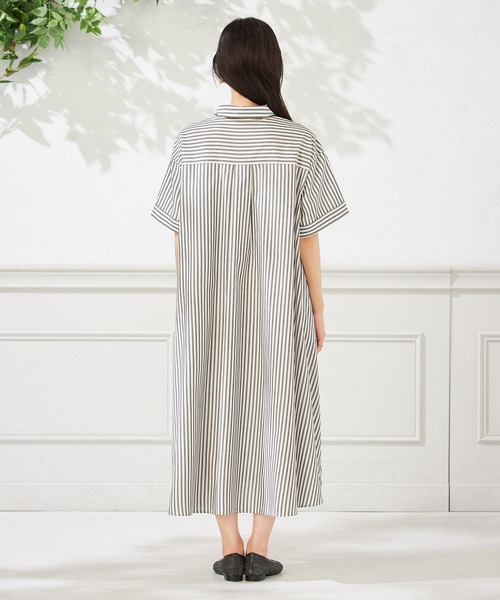 a.v.v(アーヴェヴェ)の「【洗える】ストライプシャツワンピース(ワンピース・レディース・ネイビー/ブラック・36/38/40)」の12枚目の写真