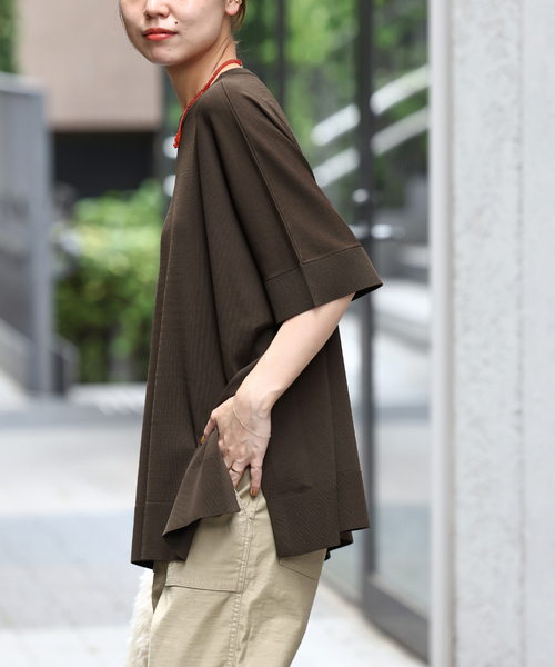JOURNAL STANDARD relume(ジャーナルスタンダード レリューム)の「《追加4》接触冷感 / ウォッシャブルクールポンチョプルオーバー(ニット/セーター・レディース・ブラウン/ブラック/ライトグレー・FREE)」の16枚目の写真