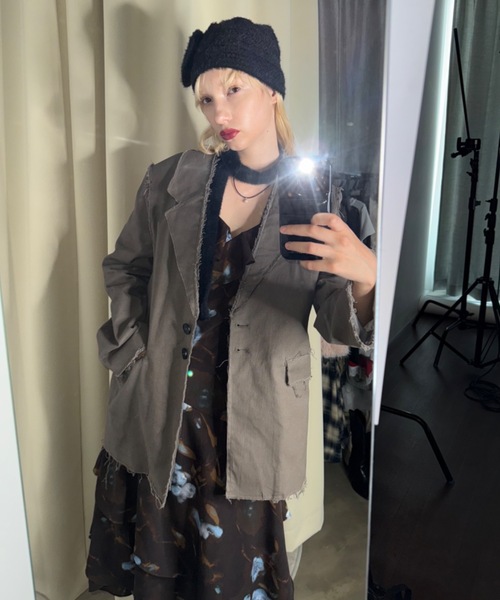 SHAGGIE(シャギー)の「フラワープリントラッフルロングワンピース(ワンピース・レディース・ブラウン・SMALL/MEDIUM)」の12枚目の写真