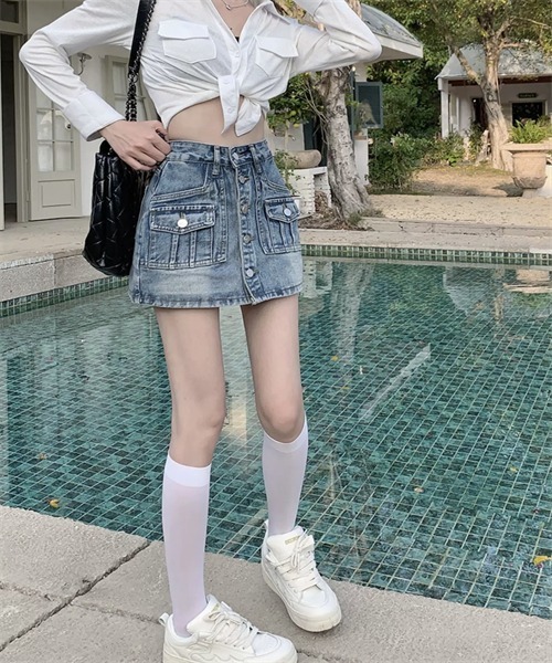 FREE STYLISTS(フリー スタイリスト)の「フロントボタンデニムミニスカート(デニムスカート・レディース・ブラック/ブルー・L/XL/S/M)」の14枚目の写真