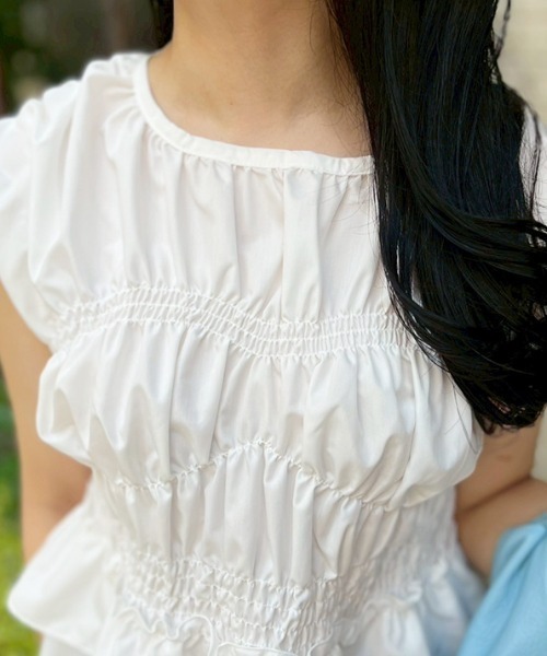 MODE ROBE（モードローブ）の「シャーリングブラウス（Tシャツ/カットソー・レディース・ブラック/ホワイト・FREE）」の9枚目の写真