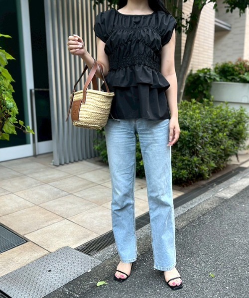 MODE ROBE（モードローブ）の「シャーリングブラウス（Tシャツ/カットソー・レディース・ブラック/ホワイト・FREE）」の19枚目の写真