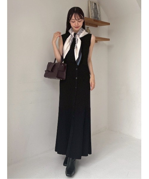 FRAY I.D（フレイアイディー）の「ストレッチショートブーツ（ブーツ・レディース・ワインレッド/ダークブラウン/ブラック/クリーム・36/37/38）」の13枚目の写真