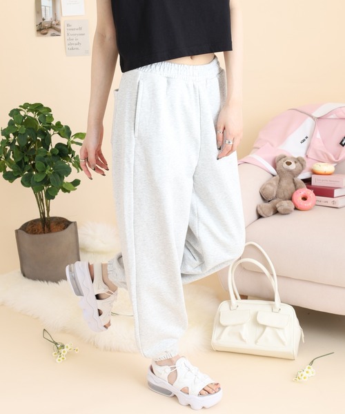 NERDY（ノルディ）の「ベレンクロゴジョガーパンツ（スウェットパンツ・レディース・ホワイト/ブラック・M/SS/L/S）」の6枚目の写真