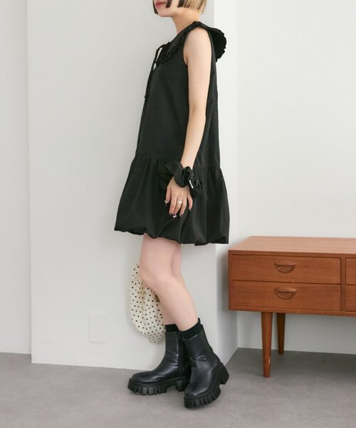 w closet(ダブルクローゼット)の「【25AW】【3点セット/3色展開】シュシュ衿付きバルーンワンピ(ワンピース・レディース・オフホワイト/サックスブルー/ブラック・FREE)」の12枚目の写真