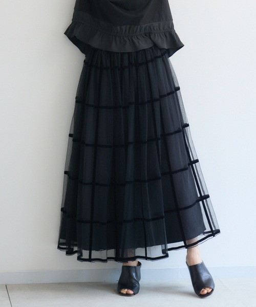 KATHARINE ROSS（キャサリンロス）の「【KATHARINE ROSS】チェックフロッキープリントスカート（スカート・レディース・ブラック/ボルドー・MEDIUM）」の2枚目の写真