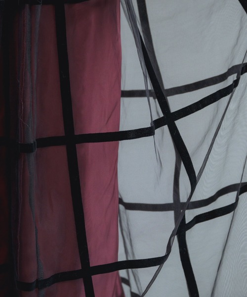 KATHARINE ROSS（キャサリンロス）の「【KATHARINE ROSS】チェックフロッキープリントスカート（スカート・レディース・ブラック/ボルドー・MEDIUM）」の4枚目の写真