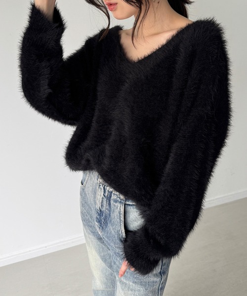 junoah(ジュノア)の「バックリボンフェザーニットトップス(ニット/セーター・レディース・ブラック/グレイッシュベージュ/アイボリー/チャコール・FREE)」の18枚目の写真