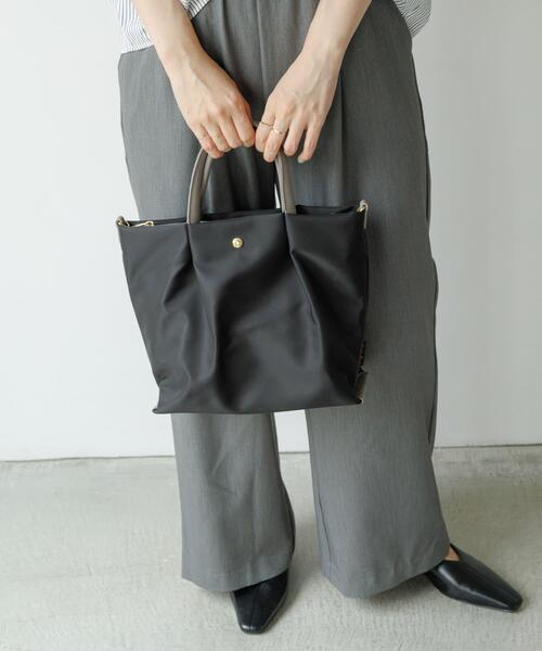 URBAN RESEARCH Sonny Label（アーバンリサーチサニーレーベル）の「『別注』Legato largo×Sonny Label　肩楽2WAYショルダーバッグ（ショルダーバッグ・レディース・ブラック/ネイビー/ベージュ・ONE）」の5枚目の写真