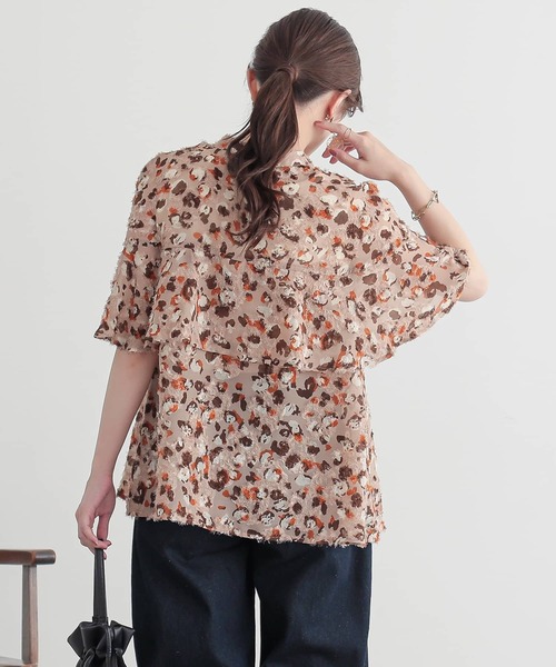 n'OrLABEL（ノアールレーベル）の「『カットジャカードプリントフレア袖ブラウス』（シャツ/ブラウス・レディース・ベージュ/グリーン/ブラック・1/2）」の13枚目の写真