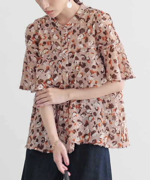 n'OrLABEL（ノアールレーベル）の「『カットジャカードプリントフレア袖ブラウス』（シャツ/ブラウス・レディース・ベージュ/グリーン/ブラック・1/2）」の10枚目の写真