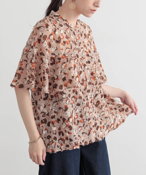 n'OrLABEL（ノアールレーベル）の「『カットジャカードプリントフレア袖ブラウス』（シャツ/ブラウス・レディース・ベージュ/グリーン/ブラック・1/2）」の9枚目の写真