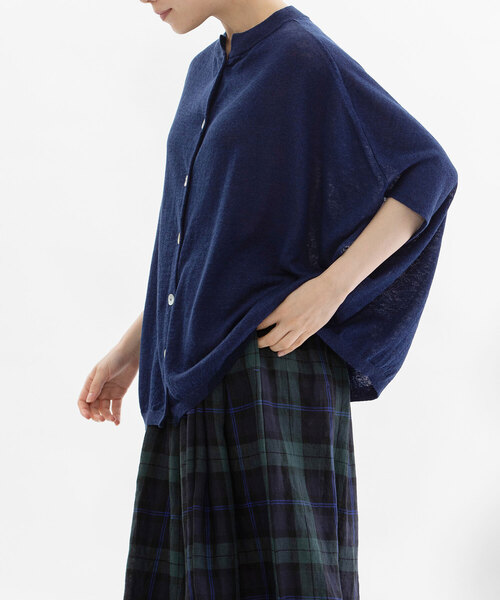 nop de nod(ノップドゥノッド)の「リネンレーヨン6分袖2wayポンチョニット(カーディガン/ボレロ・レディース・グレー/レッド/ダークブルー/ネイビー・M)」の3枚目の写真