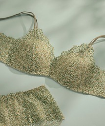 une nana cool（ウンナナクール）の「MADE WITH LIBERTY FABRIC 特別な日以外の364日つけたくなるブラ 364ブラ レース（ブラジャー）」