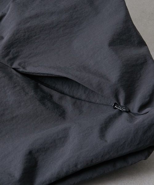 Lui's（ルイス）の「【SLOW / スロウ】SPAN NYLON-WRAP BAG S(トートバッグ)（トートバッグ・メンズ・グレー/ブラック・FREE）」の6枚目の写真