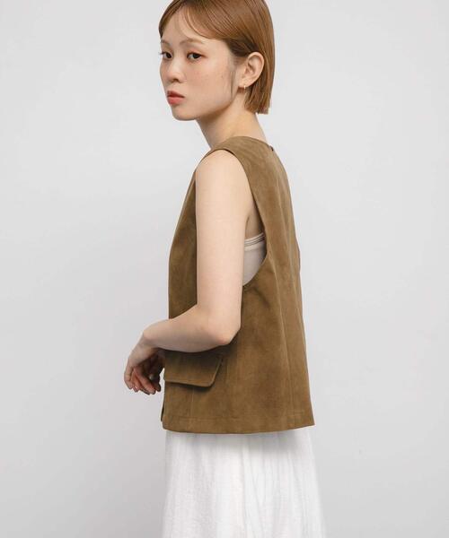 KBF（ケイビーエフ）の「ミニマルベスト（その他アウター・レディース・キャメル/ダークブラウン・ONE）」の3枚目の写真