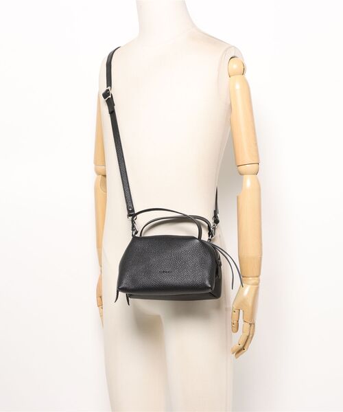 RIPANI(リパーニ)の「【RIPANI】ボックスシルエットレザーハンドバッグ(Q56521)(ハンドバッグ・レディース・ダークグレー/ブラック・ALL)」の6枚目の写真