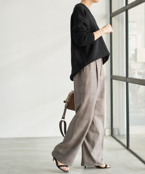 Spick & Span（スピックアンドスパン）の「ウールカシミヤ Vネックニット（ニット/セーター・レディース・ブラック/ブラウン/ベージュ・FREE）」の12枚目の写真