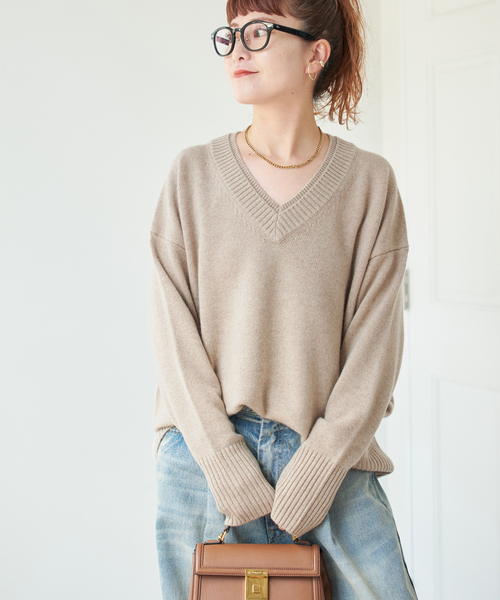 Spick & Span（スピックアンドスパン）の「ウールカシミヤ Vネックニット（ニット/セーター・レディース・ブラック/ブラウン/ベージュ・FREE）」の21枚目の写真