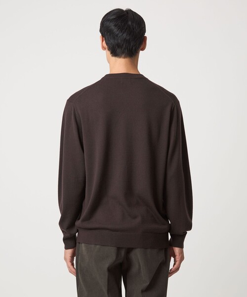 green label relaxing(グリーンレーベルリラクシング)の「Super 120's ハイゲージ クルーネック ニット(ニット/セーター・メンズ・ブラック/ダークブラウン/パープル/グレー・S/M/L/XL)」の19枚目の写真