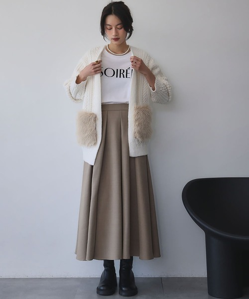 ELFRANK(エルフランク)の「ファーポケット ケーブルニットカーディガン(カーディガン/ボレロ・レディース・アイボリー/グレー・FREE)」の10枚目の写真