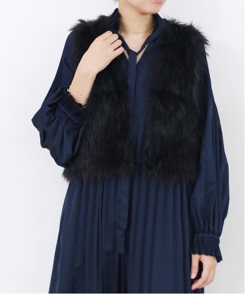 Marilyn Moon（マリリンムーン）の「2way shaggy knit vest（ベスト・レディース・ブラウン/ベージュ/ブラック・FREE）」の22枚目の写真