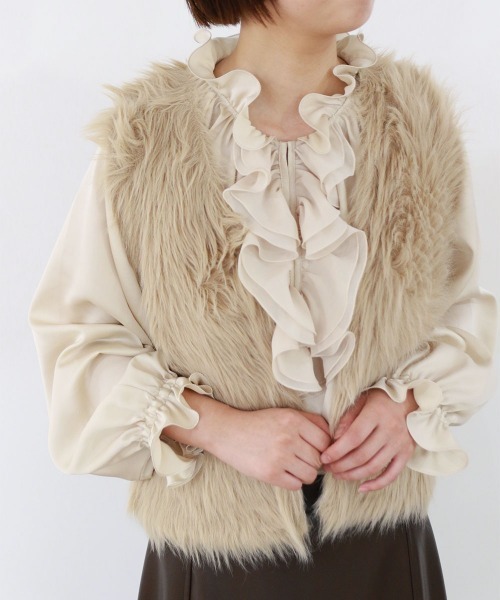 Marilyn Moon（マリリンムーン）の「2way shaggy knit vest（ベスト・レディース・ブラウン/ベージュ/ブラック・FREE）」の21枚目の写真