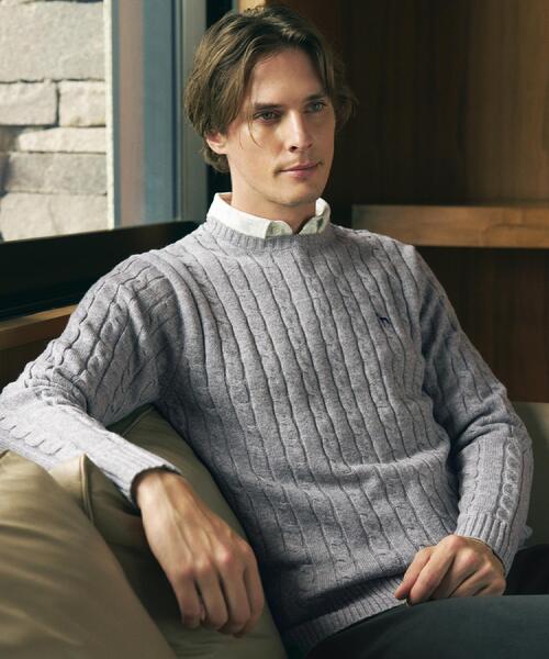 adabat（アダバット）の「ケーブル柄クルーネックニット（ニット/セーター・メンズ・ライトブルー/レッド系1/ブラック/ライトグレー・50/48/46）」の2枚目の写真