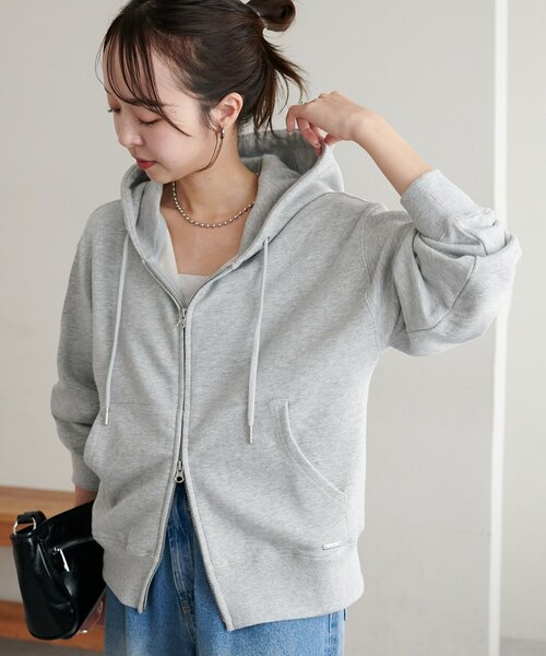 DISCOAT(ディスコート)の「裏毛Wジップパーカー(パーカー・レディース・ネイビー/アイボリー/ライトグレー・FREE)」の3枚目の写真