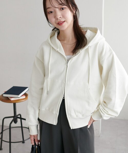 DISCOAT(ディスコート)の「裏毛Wジップパーカー(パーカー・レディース・ネイビー/アイボリー/ライトグレー・FREE)」の4枚目の写真