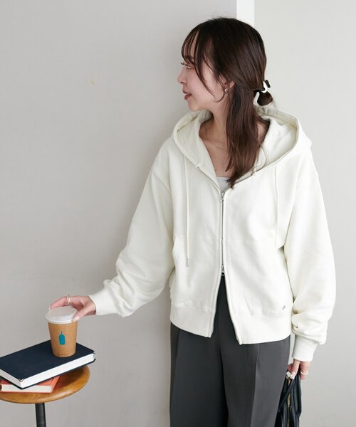 DISCOAT(ディスコート)の「裏毛Wジップパーカー(パーカー・レディース・ネイビー/アイボリー/ライトグレー・FREE)」の7枚目の写真