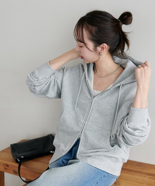 DISCOAT(ディスコート)の「裏毛Wジップパーカー(パーカー・レディース・ネイビー/アイボリー/ライトグレー・FREE)」の15枚目の写真