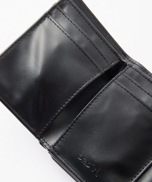 X-girl(エックスガール)の「XG EMBLEM BUCKLE FAUX LEATHER MINI WALLET(財布・レディース・ブラック/ブラウン/ライトパープル・ONE SIZE)」の9枚目の写真