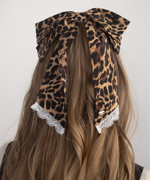 idem（イデム）の「【 新色追加 / 4色展開 】big ribbon barrette / ビッグリボンバレッタ（バレッタ/ヘアクリップ・レディース・その他/ブラック/ブラウン/アイボリー・FREE）」の4枚目の写真