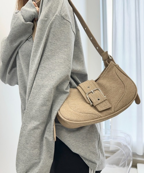 TITTY&CO.（ティティーアンドコー）の「ベルトショルダーバッグ（ショルダーバッグ・レディース・ベージュ/ホワイト/ブラック・FREE）」の3枚目の写真