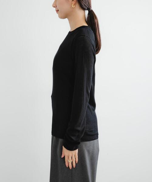 URBAN RESEARCH（アーバンリサーチ）の「new basic　LOA THERMAL CREWKNIT（ニット/セーター・レディース・ブラック/カーキ/オフホワイト・FREE）」の13枚目の写真