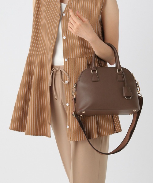 Elura(エルーラ)の「リュクスラインテープバッグ/579686(ハンドバッグ・レディース・ベージュ/ブラック/ダークブラウン/キャメル・ONE SIZE)」の11枚目の写真