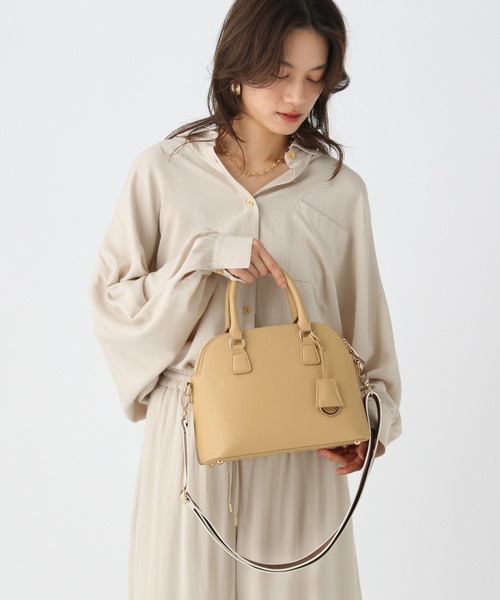 Elura(エルーラ)の「リュクスラインテープバッグ/579686(ハンドバッグ・レディース・ベージュ/ブラック/ダークブラウン/キャメル・ONE SIZE)」の15枚目の写真