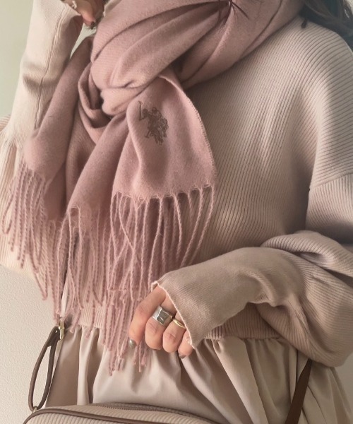 U.S. POLO ASSN.（ユーエスポロアッスン）の「【U.S. POLO ASSN.】 ユーエスポロアッスン　ロゴ刺繍マフラー　USPA-2018/2019（マフラー・レディース・ネイビー/ブルー系その他/オレンジ/ホワイト/ベージュ系その他/キャメル/ピンク/レッド/ブラック/グレー系その他/ピンク系その他/オフホワイト/ブラック系その他/グレー/ダークグリーン/ターコイズブルー/レモンイエロー・FREE）」の14枚目の写真