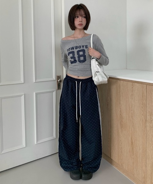 anyonemore（エニワンモア）の「レースラインドット柄ワイドトラックパンツ（その他パンツ・レディース・ブラック/ネイビー/アイボリー・FREE）」の22枚目の写真