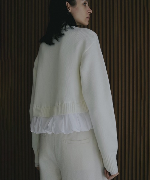 MANOF(マノフ)の「BALLOON DOCKING KNIT(ニット/セーター・レディース・アイボリー/ブラック/グレー・F)」の7枚目の写真