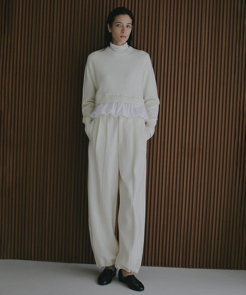 MANOF(マノフ)の「BALLOON DOCKING KNIT(ニット/セーター・レディース・アイボリー/ブラック/グレー・F)」の9枚目の写真