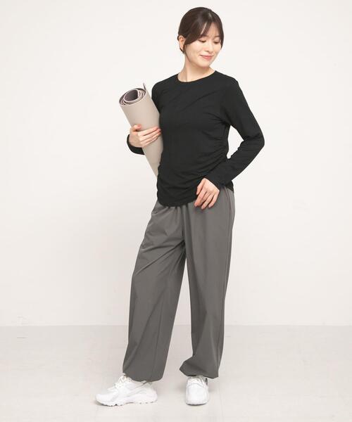 URBAN RESEARCH Sonny Label(アーバンリサーチサニーレーベル)の「SLAB Side Gather Tops(Tシャツ/カットソー・レディース・ブラック/オフホワイト/ブラウン・FREE)」の11枚目の写真